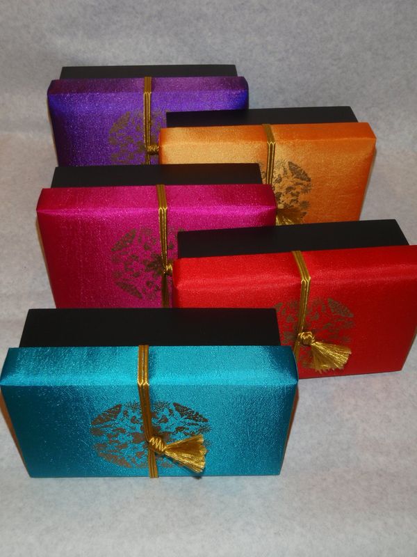 Hodvabna škatulka velka