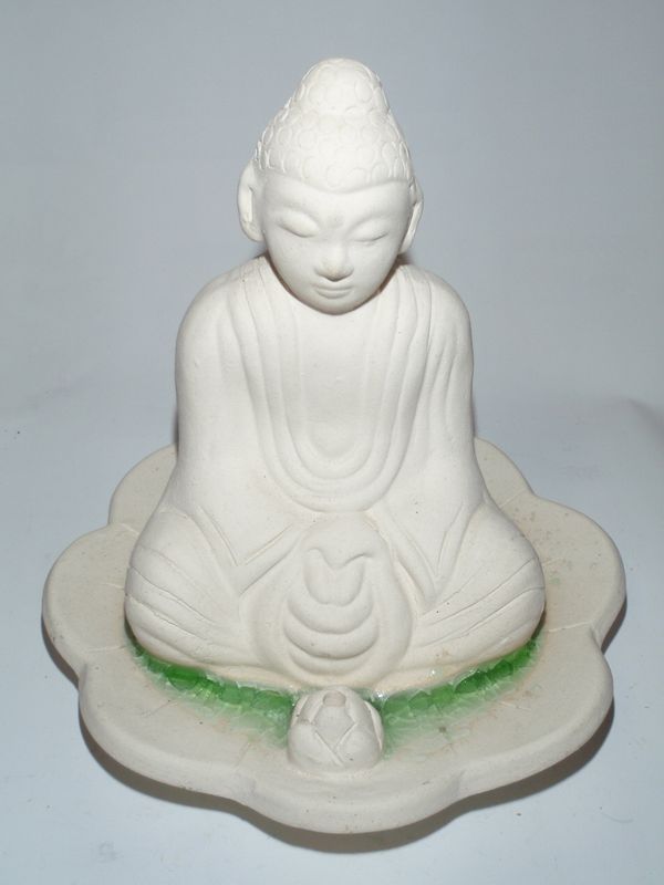 Ker. stojan na von. tyč. BUDHA