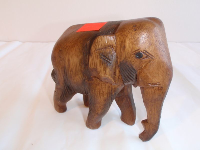 Slon chobot dole 11 cm