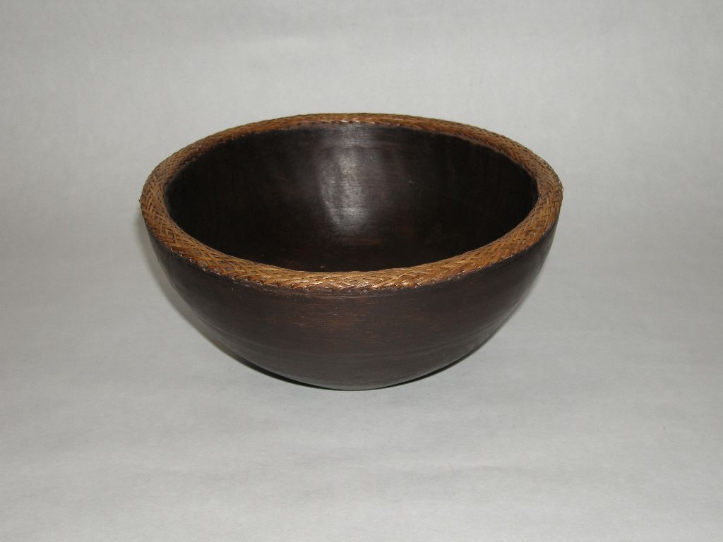 Miska dr,ratan 9x25cm