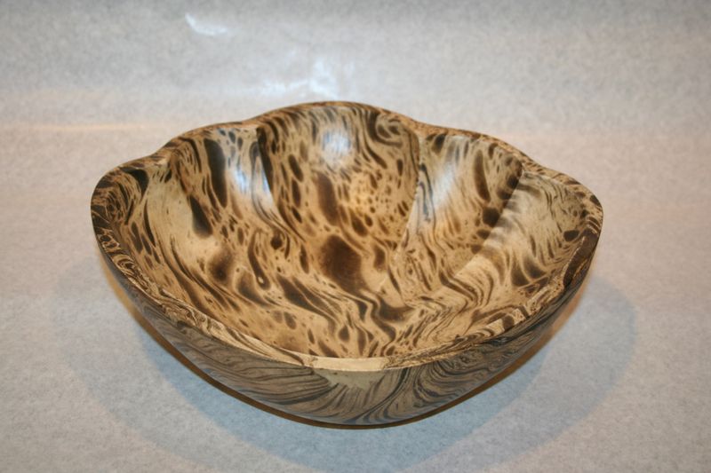 Miska mušľa 29 cm maslova