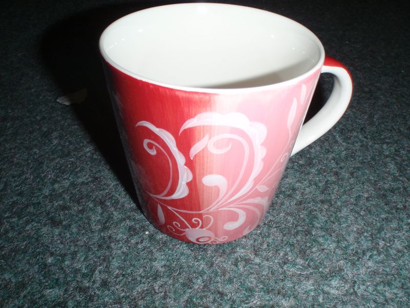 Keramika hrnček ččerveno ružovy biely kvet