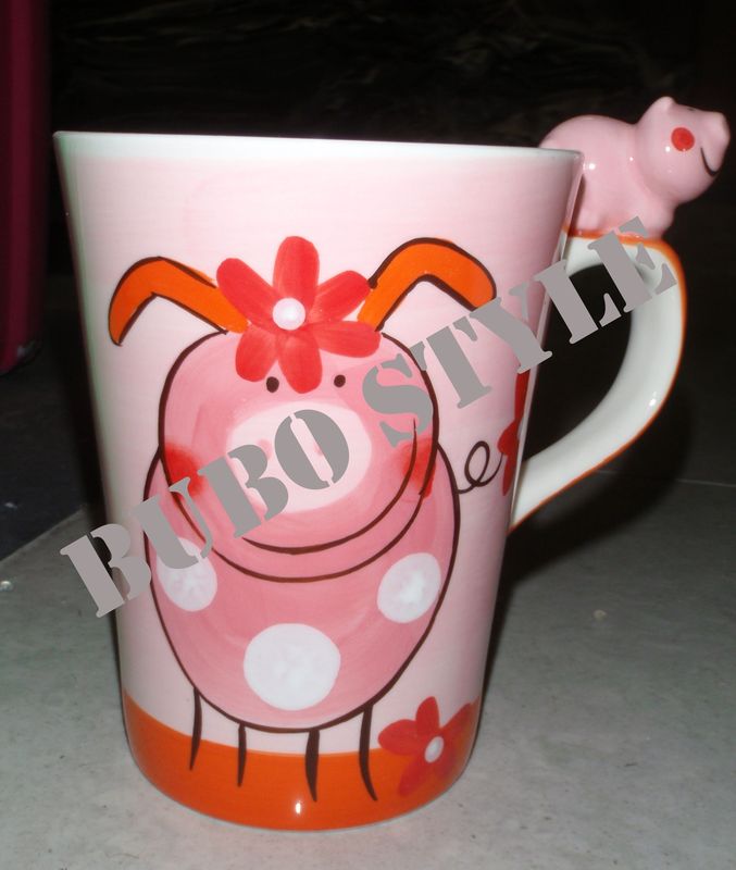 Keramika hrnček ružovy s prasiatkom