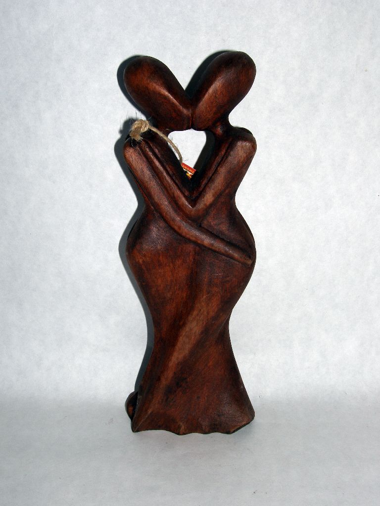 Milenci dance spojené ruky 30 cm